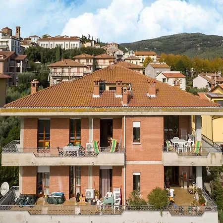 Apartment In Near Trasimeno *