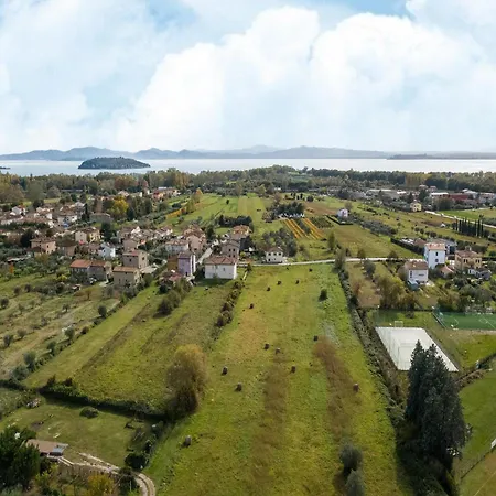 In Near Trasimeno Apartment *