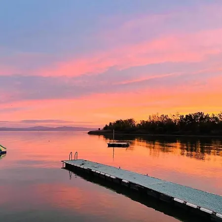 Apartment In Near Trasimeno